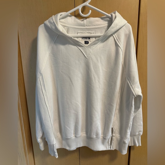NWOT - American Eagle Lived-In Slouchy Sweatshirt/Hoodie - Picture 1 of 4